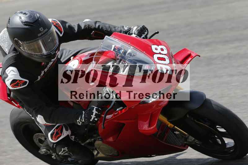 /21 17.06.2026  Ducati Schweiz Track Warmup ADR/Gruppe blau/908